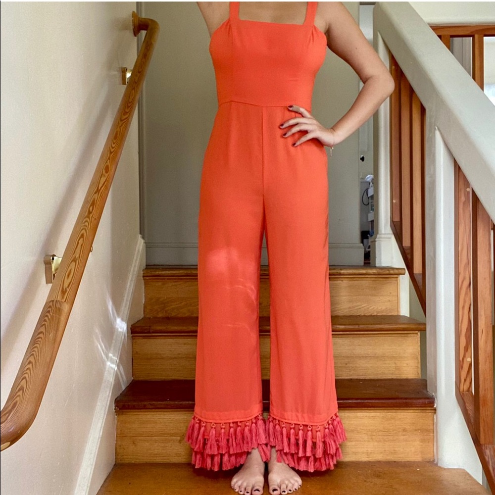 Coral tassel jumped